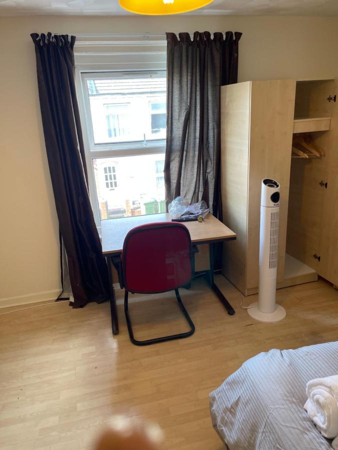 Blackberry Rooms Self-Catering Southampton Extérieur photo